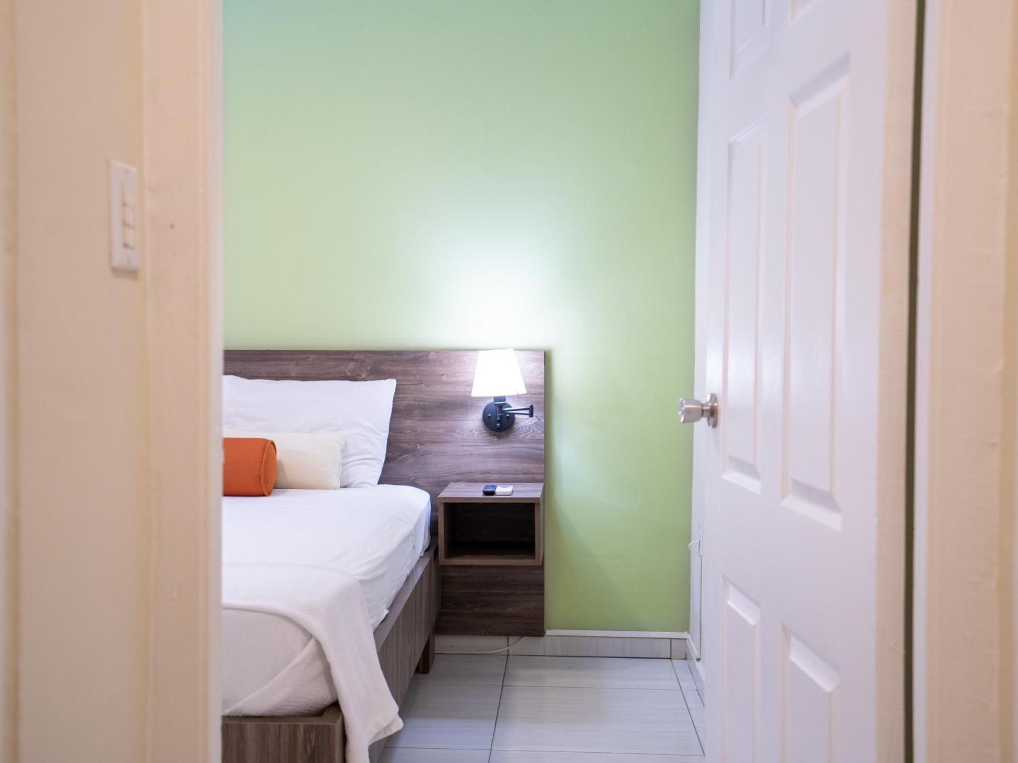 Delynne Boutique Hotel Willemstad Zewnętrze zdjęcie